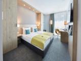 Standard room with courtyard view
