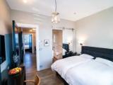 Deluxe Double room with city view