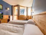 Standard Twin room with balcony