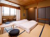 Standard room with lake view