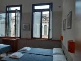 Standard Sextuple Family room