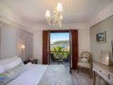 Deluxe Suite with garden view