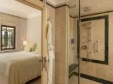 1 Bedroom Suite with partial sea view