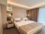 Premium Quadruple room with city view