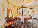 2 Bedrooms Double Suite