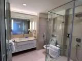 Premier room