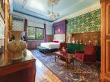 Royal room