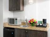 1 Bedroom Single Suite with balcony