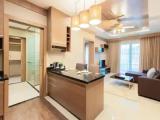 1 Bedroom Suite with mountain view