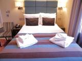 Standard Single Club room