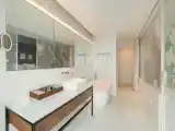 Business Sextuple room with city view