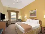Double Mobility/Hearing Accessible room