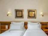 Economy Family room