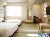 Superior room with city view