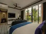 Deluxe Twin room with city view