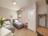 Standard Quadruple Family room with balcony and with harbour view