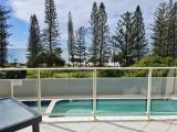 3 Bedrooms Apartment beachfront