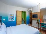 Executive Double Apartment with partial sea view