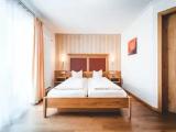 2 Bedrooms Standard Family room