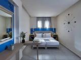 1 Bedroom Suite with land view