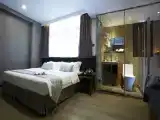 Executive room with city view