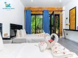 Deluxe room with ocean view