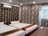 Deluxe Quadruple Family room