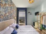 Deluxe room with sea view