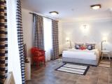 Deluxe Double room with balcony and with partial sea view