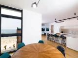 3 Bedrooms Apartment