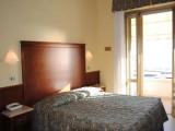 Standard Triple room with sea view