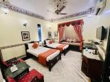 Deluxe Triple room with balcony