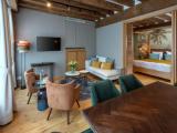 Deluxe Double Suite with canal view