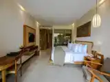 Triple Suite with pool view