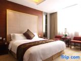 Deluxe Double Suite