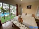 Standard room with pool view