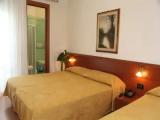 Standard Triple room with balcony