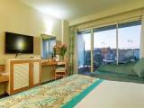 Standard room with partial sea view