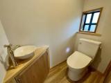 Superior Triple Basement room