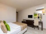 2 Bedrooms Suite with garden view