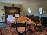 Grand room