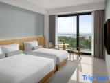 Deluxe Twin Family room with ocean view
