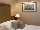 Standard room with partial sea view