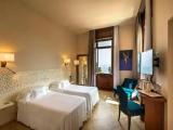 Junior Suite with balcony and with lake view