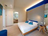 Suite with balcony and with sea view