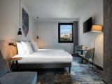 Premium Triple room with city view