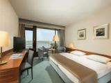 Superior room with partial ocean view