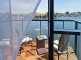 Junior Suite with balcony and with lake view