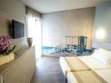 Deluxe Double room with partial sea view