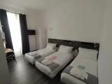 Deluxe Triple room with balcony and with city view
